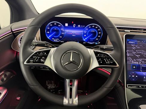 Used 2023 Mercedes-Benz EQE 350+ 4MATIC Sedan image 32