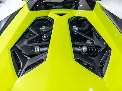 Used 2016 Lamborghini Aventador LP 750-4 Superveloce AWD/4WD image 56