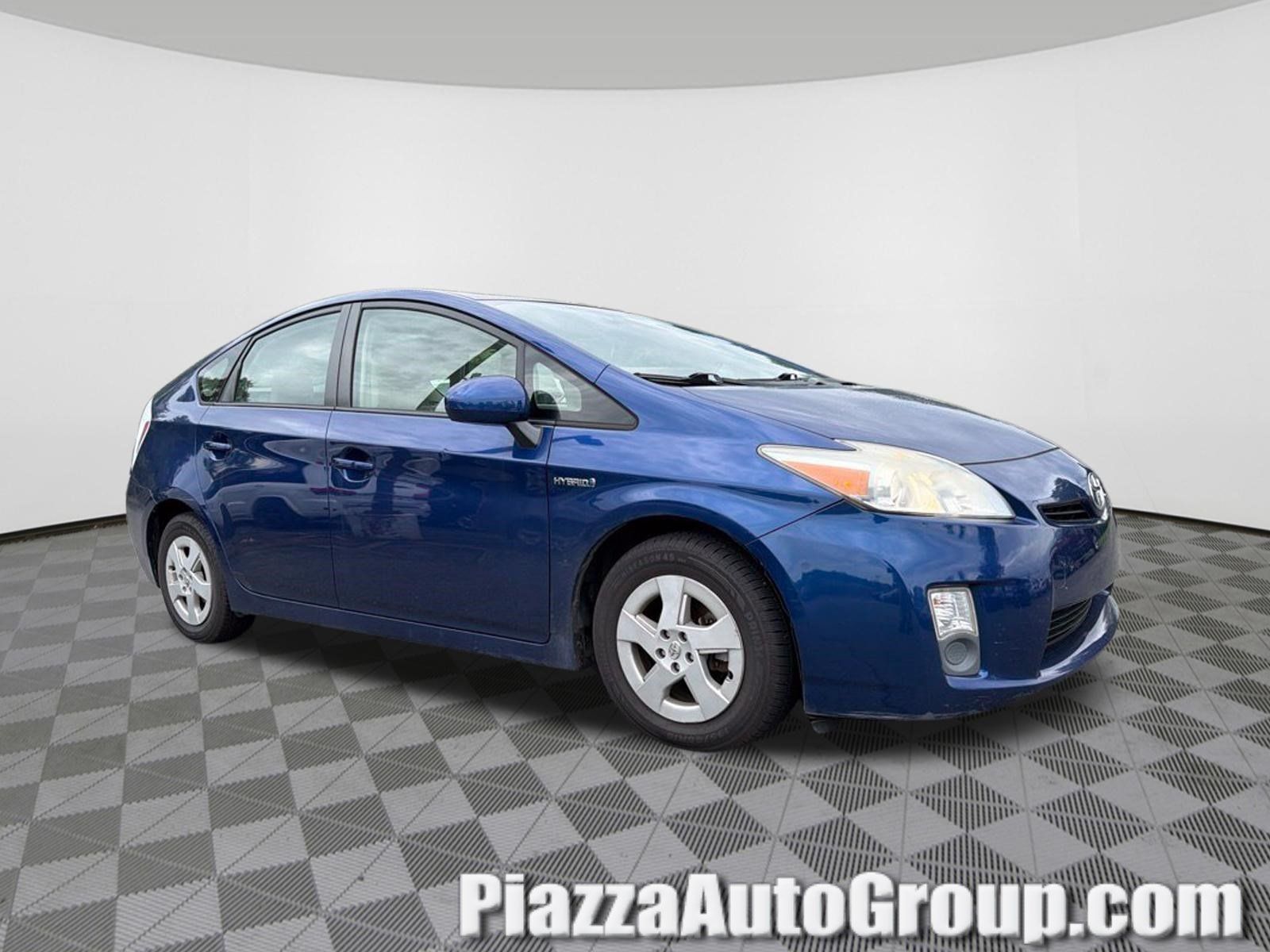 Used 2011 Toyota Prius Three FWD image 1