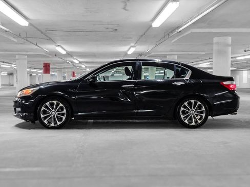 Used 2015 Honda Accord Sport image 12