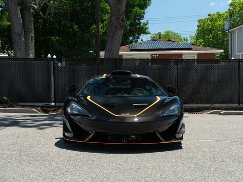 Used 2020 McLaren 620R RWD image 4