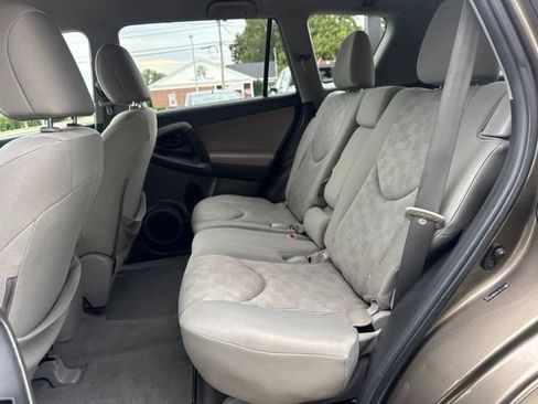 Used 2011 Toyota RAV4 2WD w/ Base L4 Extra Value Pkg image 15