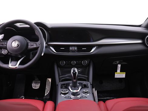 New 2026 Alfa Romeo Stelvio Sprint AWD/4WD image 8