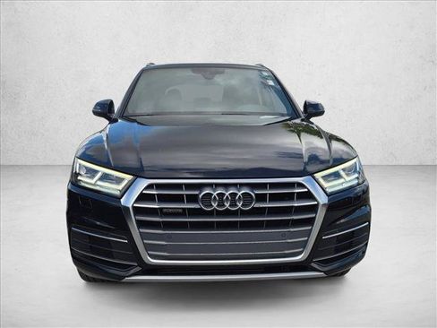 Used 2018 Audi Q5 2.0T Premium Plus w/ Premium Plus Package AWD/4WD image 2