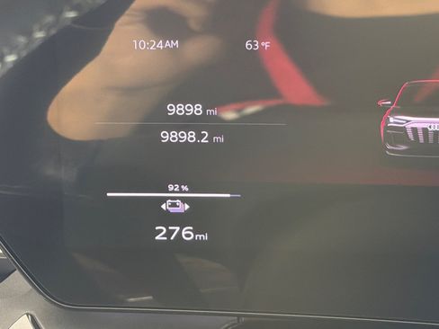 Used 2025 Audi Q6 e-tron Premium w/ Convenience Package RWD image 24
