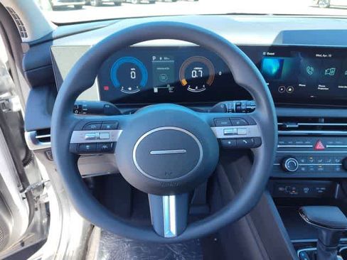 New 2026 Hyundai Tucson SE FWD image 19