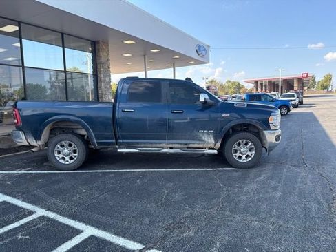 Used 2022 RAM 2500 Laramie AWD/4WD image 3