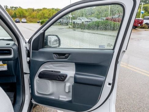 New 2025 Ford Maverick XLT image 61