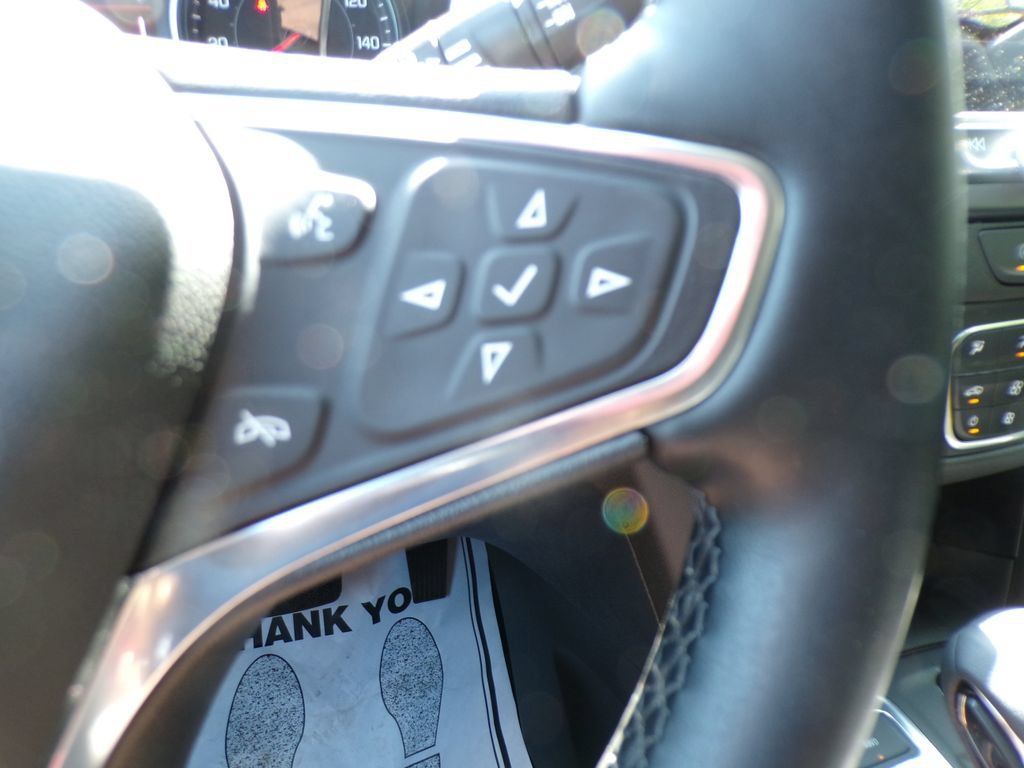 Used 2024 Chevrolet Equinox LT AWD/4WD image 31