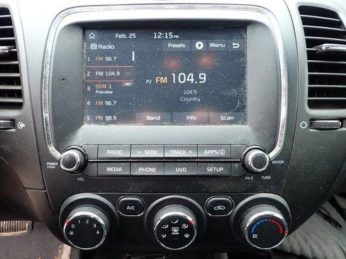 Used 2018 Kia Forte LX w/ LX Popular Package image 14