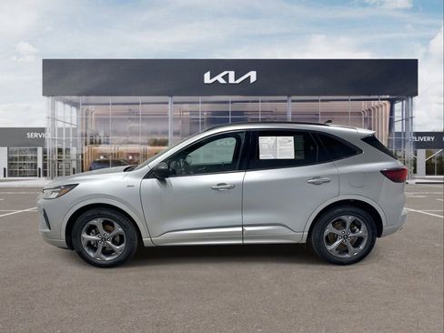 Used 2023 Ford Escape ST-Line w/ Cold Weather Package image 5