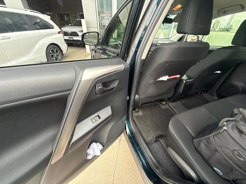 Used 2018 Toyota RAV4 LE w/ All Weather Liner Package AWD/4WD image 12