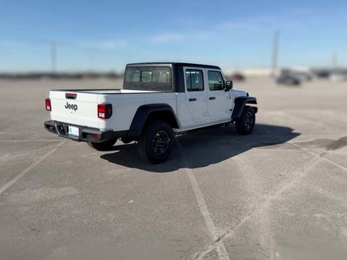 New 2026 Jeep Gladiator Sport image 12