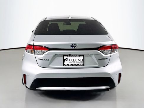 Used 2020 Toyota Corolla LE FWD image 5