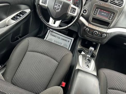 Used 2019 Dodge Journey SE w/ Premium Group image 15