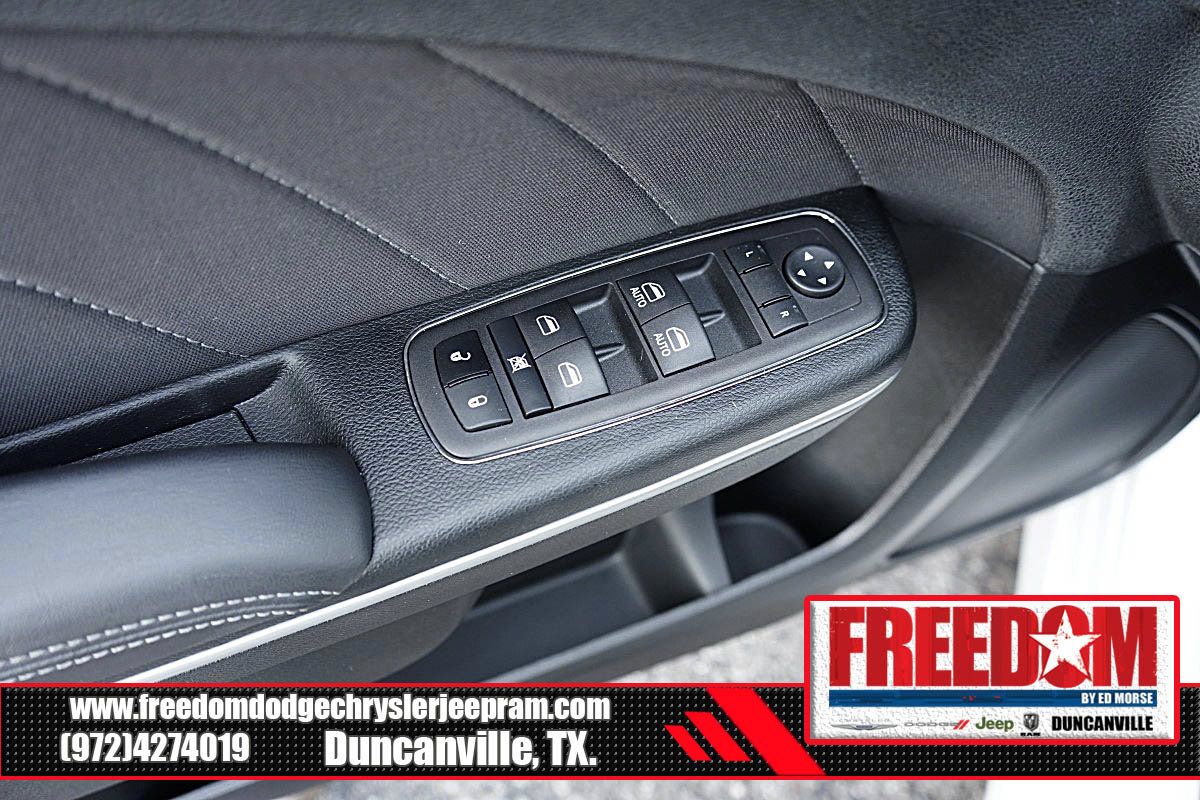 New 2023 Dodge Charger Scat Pack w/ Harman/Kardon Audio Group RWD image 39