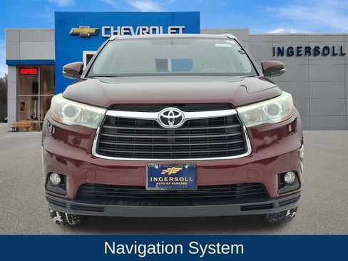 Used 2015 Toyota Highlander XLE image 2