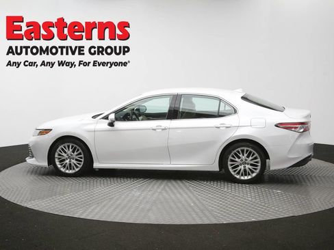 Used 2019 Toyota Camry XLE w/ Carpet Mat Package FWD image 62