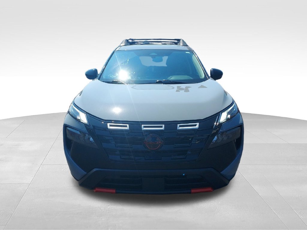 Used 2025 Nissan Rogue SV w/ Rock Creek Premium Package AWD/4WD image 8