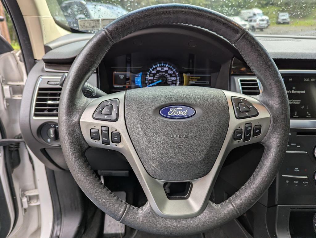 Used 2019 Ford Flex SEL w/ Equipment Group 202A AWD/4WD image 11
