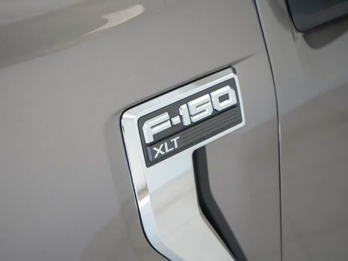 Used 2023 Ford F150 XLT image 3