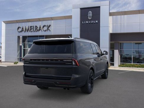 New 2026 Lincoln Navigator L Reserve w/ Jet Appearance Package image 8