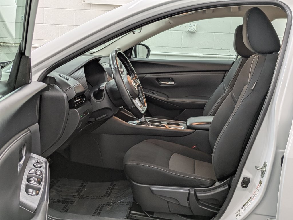 Used 2024 Nissan Sentra SV w/ All-Weather Package FWD image 4