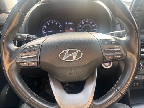 Used 2018 Hyundai Kona Limited FWD image 15