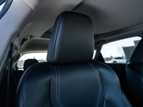 Used 2022 Lexus RX 450h AWD w/ Luxury Package image 19