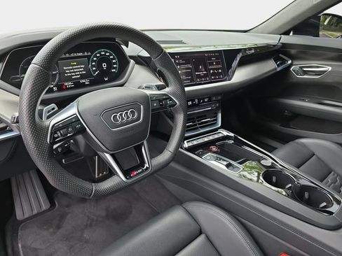 Used 2024 Audi RS e-tron GT w/ Carbon Performance Package AWD/4WD image 19