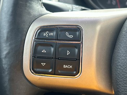 Used 2013 Jeep Grand Cherokee Altitude AWD/4WD image 20