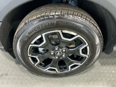 Used 2025 Ford Bronco Sport Outer Banks w/ Outer Banks Tech Package+ image 46