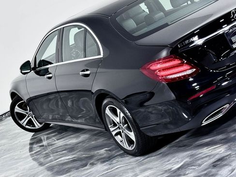 Used 2020 Mercedes-Benz E 350 4MATIC Sedan w/ Parking Assistance Package image 13