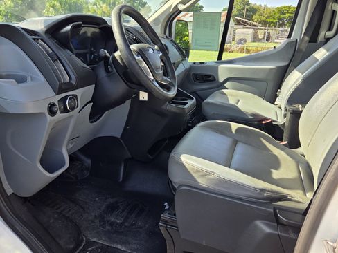 Used 2018 Ford Transit 350 148 Low Roof RWD image 9