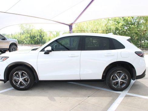 Used 2024 Honda HR-V EX-L image 2