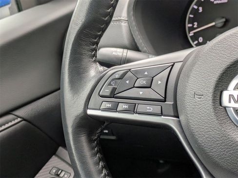 Used 2022 Nissan Sentra SV w/ Trunk Package image 19