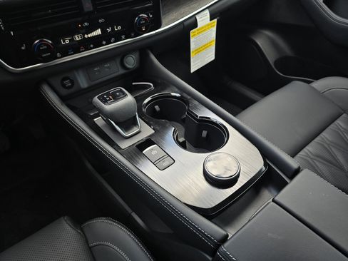 New 2026 Nissan Rogue Platinum AWD/4WD image 16