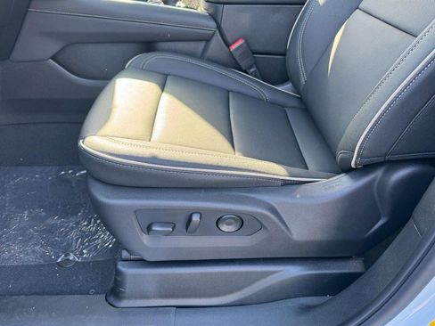 New 2026 Chevrolet Suburban Premier AWD/4WD image 29