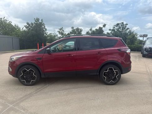 Used 2018 Ford Escape SE w/ SE Sport Appearance Package AWD/4WD image 2