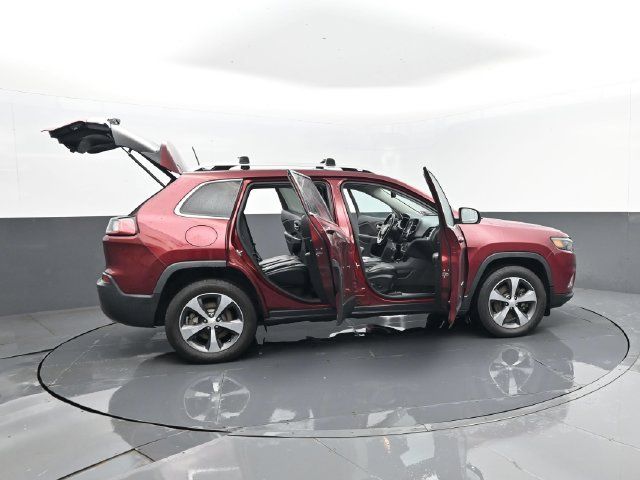 Used 2019 Jeep Cherokee Limited AWD/4WD image 31