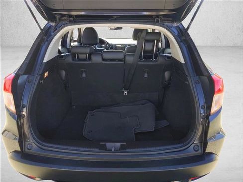 Used 2018 Honda HR-V EX-L image 6