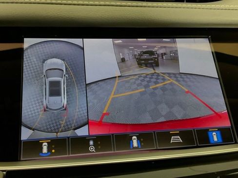 New 2026 Cadillac XT5 Premium Luxury w/ Driver Assist Package AWD/4WD image 9