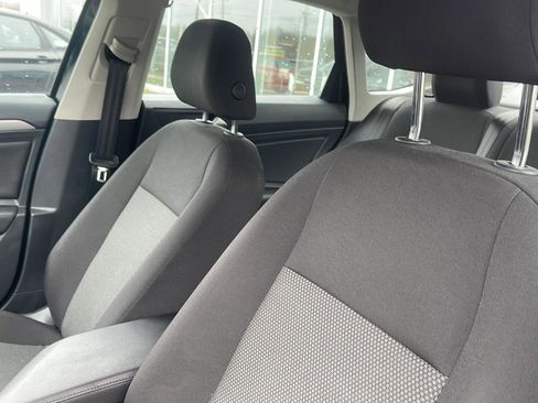 Used 2021 Volkswagen Jetta S w/ Driver Assistance Package image 7