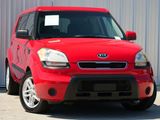 Used 2011 Kia Soul + image 2