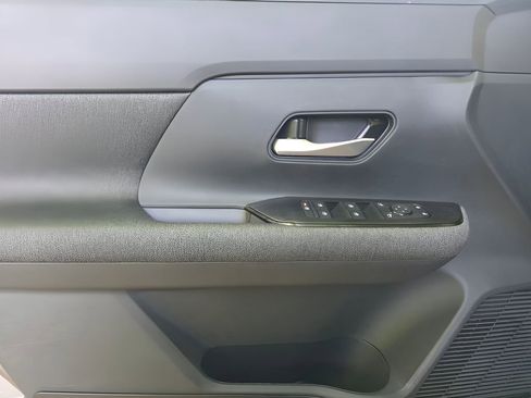 New 2026 Nissan Kicks SV w/ Charging Package FWD image 12