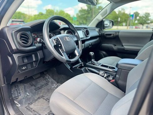 Used 2017 Toyota Tacoma SR w/ Tow Package AWD/4WD image 14