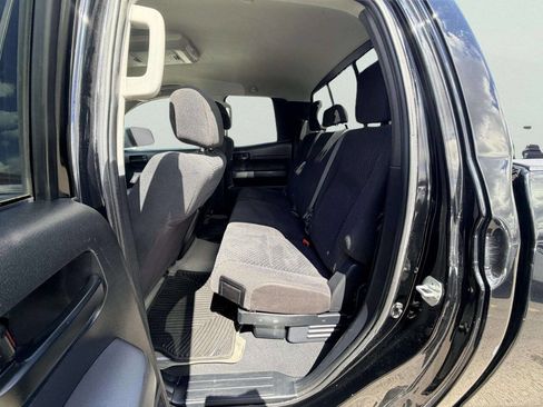 Used 2012 Toyota Tundra 4x4 Double Cab w/ SR5 Pkg image 14