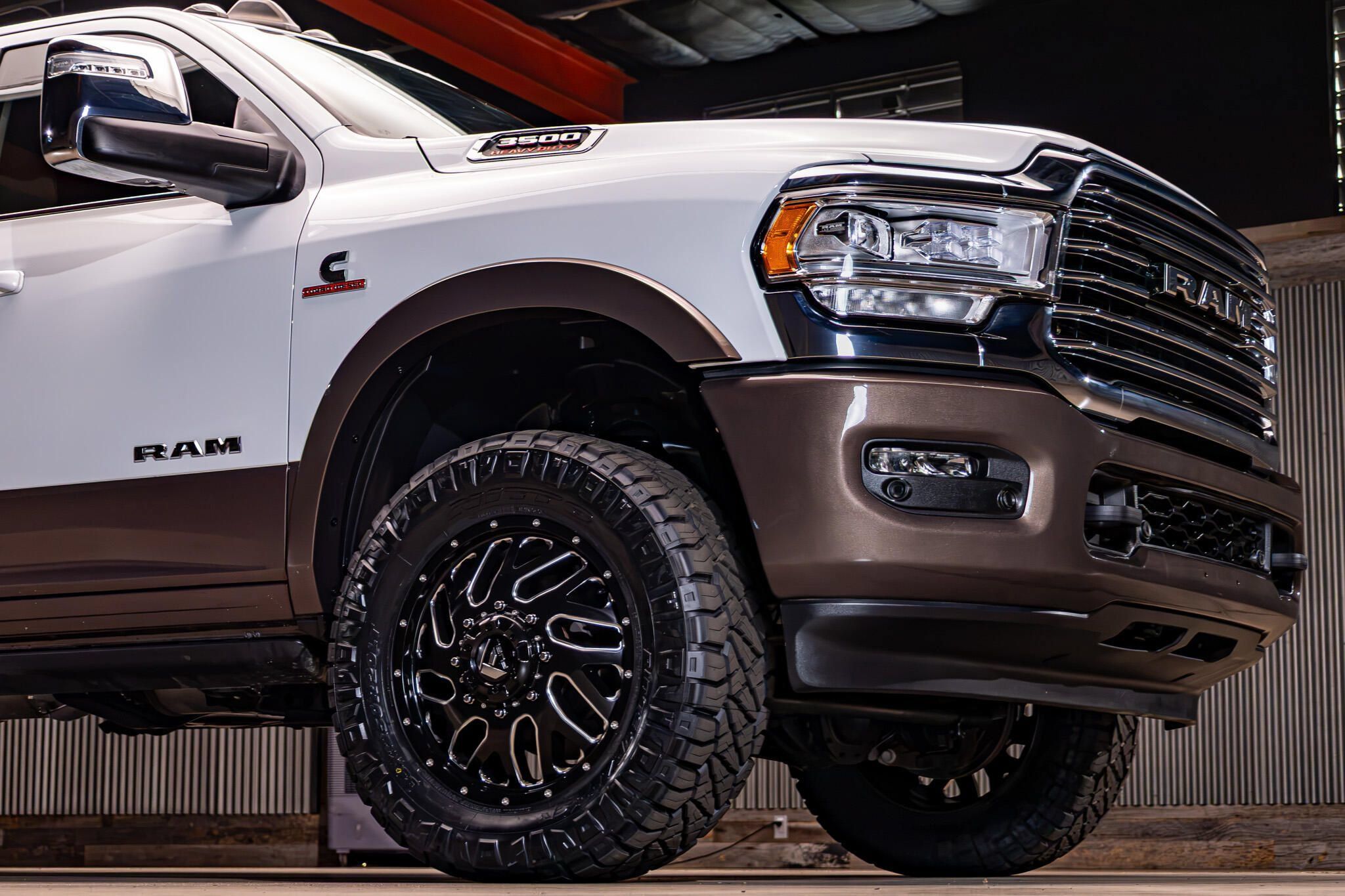 Used 2024 RAM 3500 Limited w/ Safety Group AWD/4WD image 17