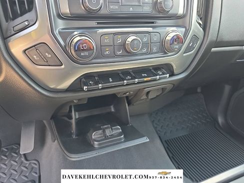 Used 2018 Chevrolet Silverado 1500 LT w/ All Star Edition AWD/4WD image 15