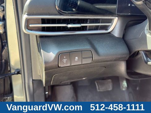 Used 2024 Hyundai Elantra SEL w/ Convenience Package FWD image 23